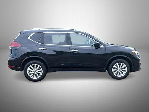 Magnetic Black Pearl 2020 Nissan Rogue SV