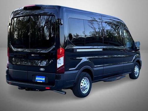 Agate Black Metallic 2026 Ford Transit-350 XLT