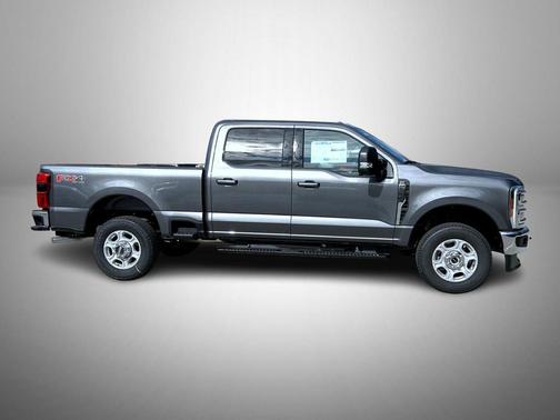 2026 Ford F-350 XLT