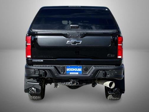 Black 2024 Chevrolet Silverado 2500 4WD Crew Cab Standard Bed ZR2