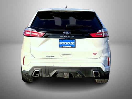 2022 Ford Edge ST