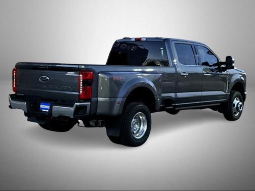 Carbonized Gray Metallic 2024 Ford F-350 Lariat