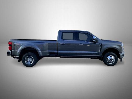 Carbonized Gray Metallic 2024 Ford F-350 Lariat