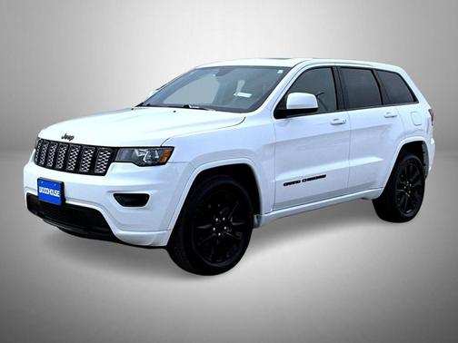 Bright White Clearcoat 2018 Jeep Grand Cherokee Altitude