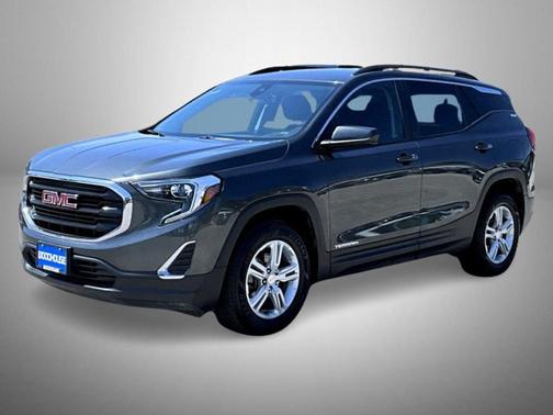 Graphite Gray Metallic 2021 GMC Terrain SLE