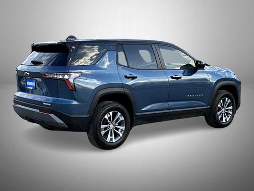 Lakeshore Blue Metallic 2025 Chevrolet Equinox 1LT