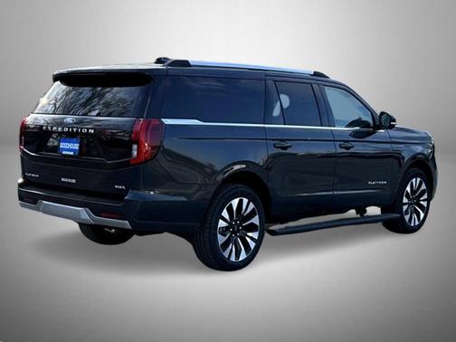 Dark Matter Gray Metallic 2026 Ford Expedition Max Platinum