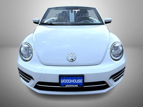 2018 Volkswagen Beetle 2.0T Coast