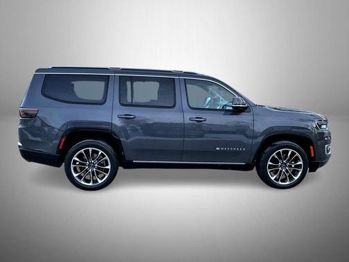 2022 Jeep Wagoneer Series III 4x4