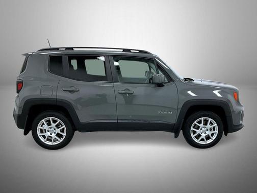 Sting-Gray Clearcoat 2021 Jeep Renegade Latitude