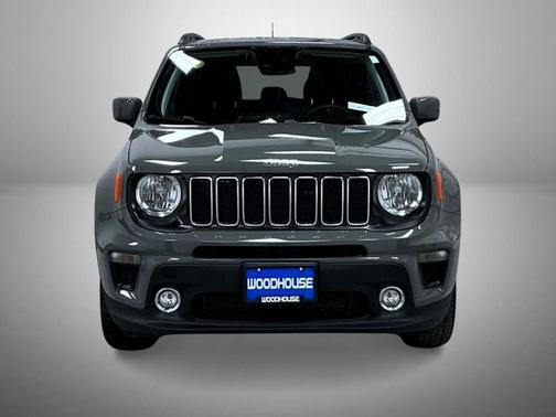 Sting-Gray Clearcoat 2021 Jeep Renegade Latitude