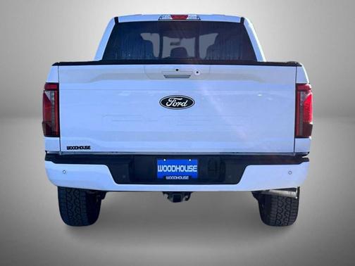 Oxford White 2026 Ford F-150 XLT