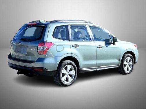 2016 Subaru Forester 2.5i