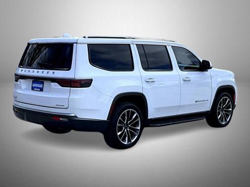 2022 Jeep Wagoneer Series II 4x4