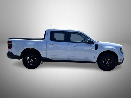 Space White Metallic 2026 Ford Maverick Lariat