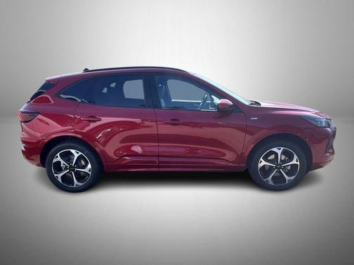 2025 Ford Escape ST-Line Elite