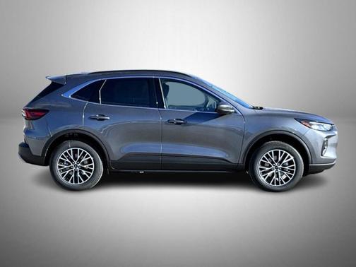 2026 Ford Escape PHEV SE