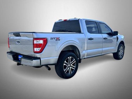 Iconic Silver Metallic 2023 Ford F-150 XL