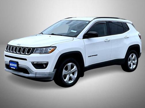 White Clearcoat 2019 Jeep Compass Latitude