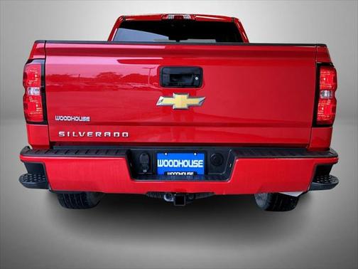 2018 Chevrolet Silverado 1500 Custom