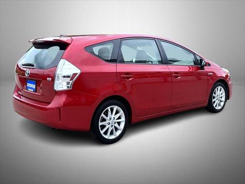 2013 Toyota Prius v Two