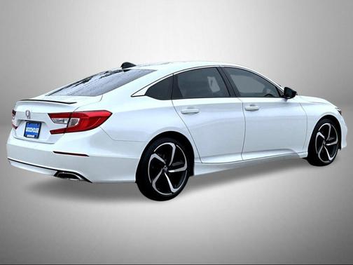 Platinum White Pearl 2022 Honda Accord Sport 2.0T