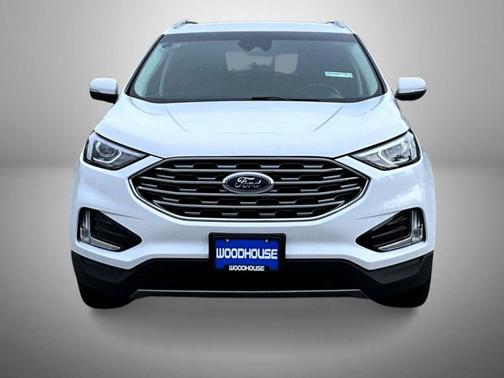 White 2019 Ford Edge SEL