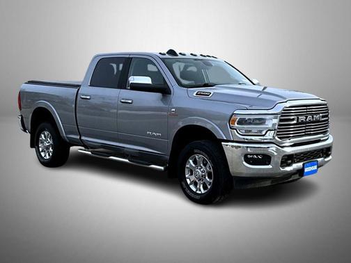 2021 RAM 2500 Laramie Crew Cab 4x4 6'4' Box