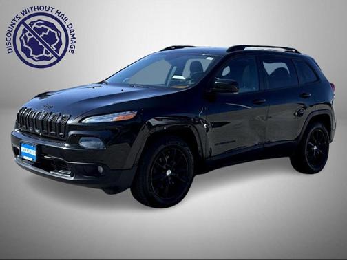Brilliant Black Crystal Pearlcoat 2014 Jeep Cherokee Latitude