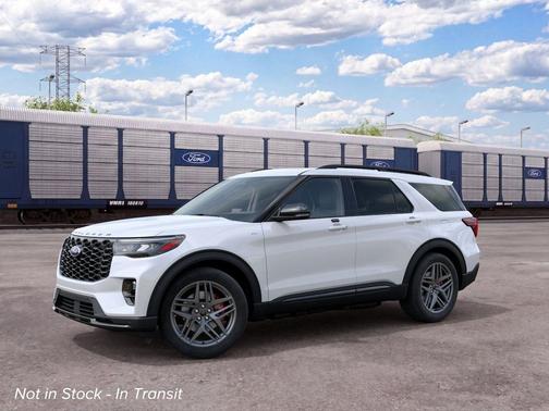 Star White Metallic Tri-Coat 2027 Ford Explorer ST-Line