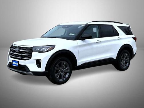Star White Metallic Tri-Coat 2026 Ford Explorer Active