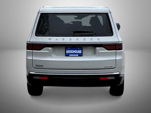 Luxury White Pearlcoat 2022 Jeep Wagoneer Series II 4x4