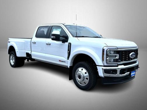 2026 Ford F-450 Lariat