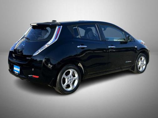 2012 Nissan Leaf SL