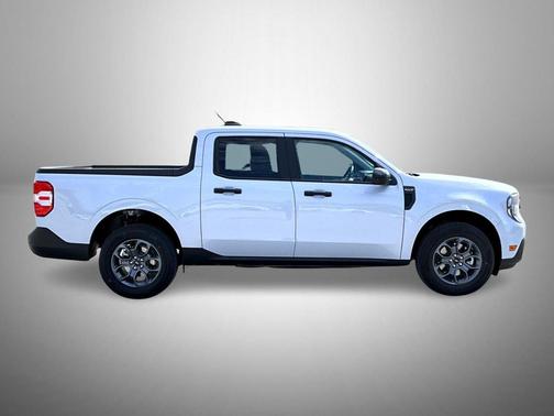 Space White Metallic 2026 Ford Maverick XLT