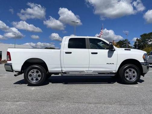 2024 RAM 2500 Big Horn Crew Cab 4x4 64' Box