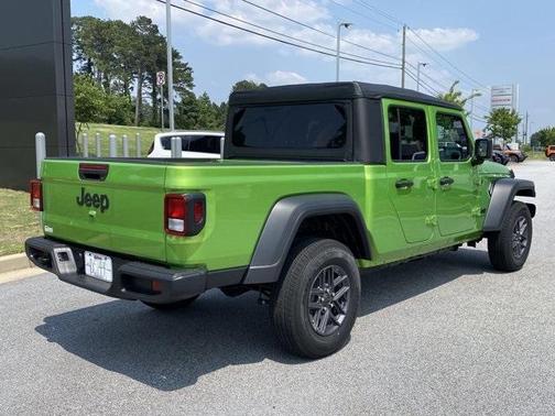 2025 Jeep Gladiator Sport