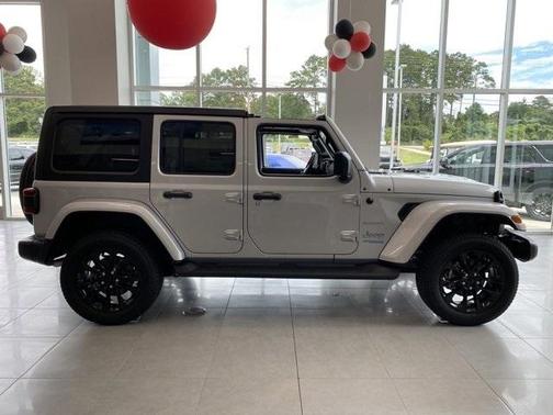 2022 Jeep Wrangler Unlimited 4xe Sahara