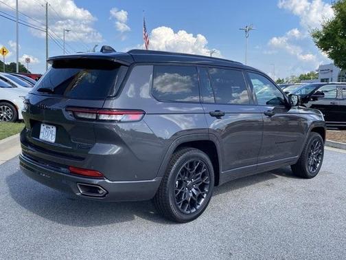 2025 Jeep Grand Cherokee L Summit