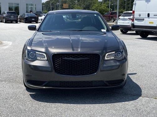 2023 Chrysler 300 Touring