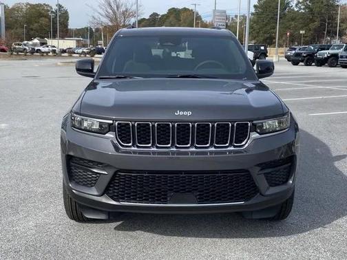 2025 Jeep Grand Cherokee Laredo X 4x2