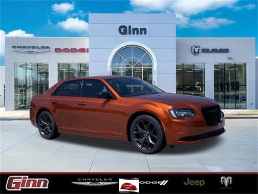 2021 Chrysler 300 Touring