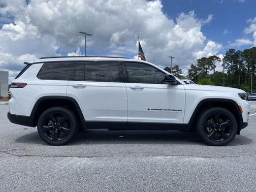 2023 Jeep Grand Cherokee L Laredo