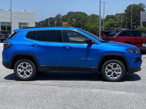2025 Jeep Compass Latitude