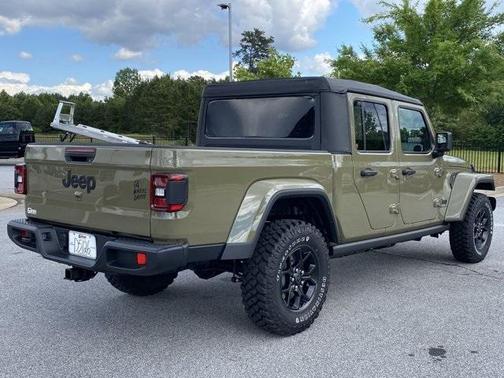 2025 Jeep Gladiator Sport