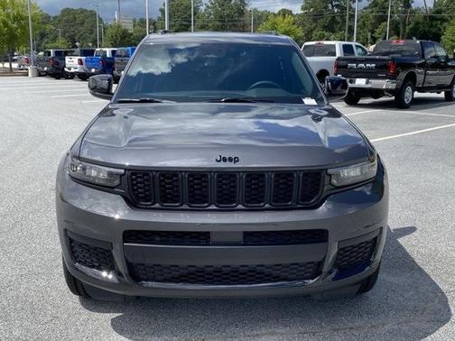 2025 Jeep Grand Cherokee L Laredo