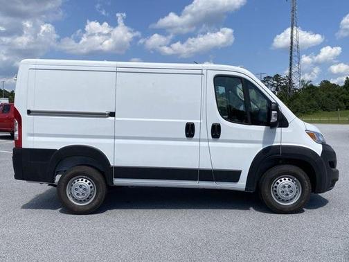 2025 RAM ProMaster 1500 Low Roof