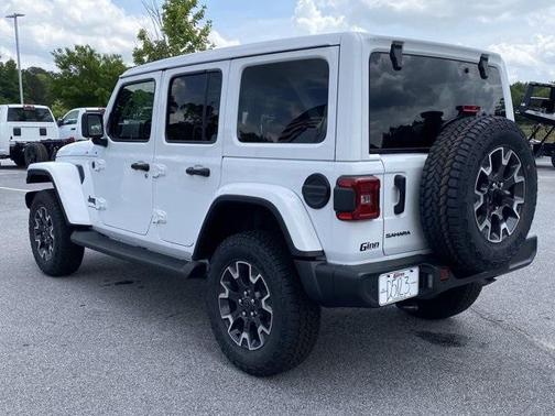 2025 Jeep Wrangler Sahara