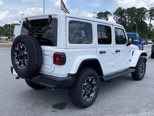 2025 Jeep Wrangler Sahara