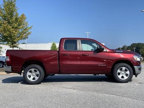 2022 RAM 1500 Big Horn Quad Cab 4x2 64' Box